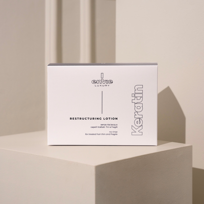 Ампули для реконструкції пошкодженого волосся LUXURY KERATIN ENVIE 10*10 мл